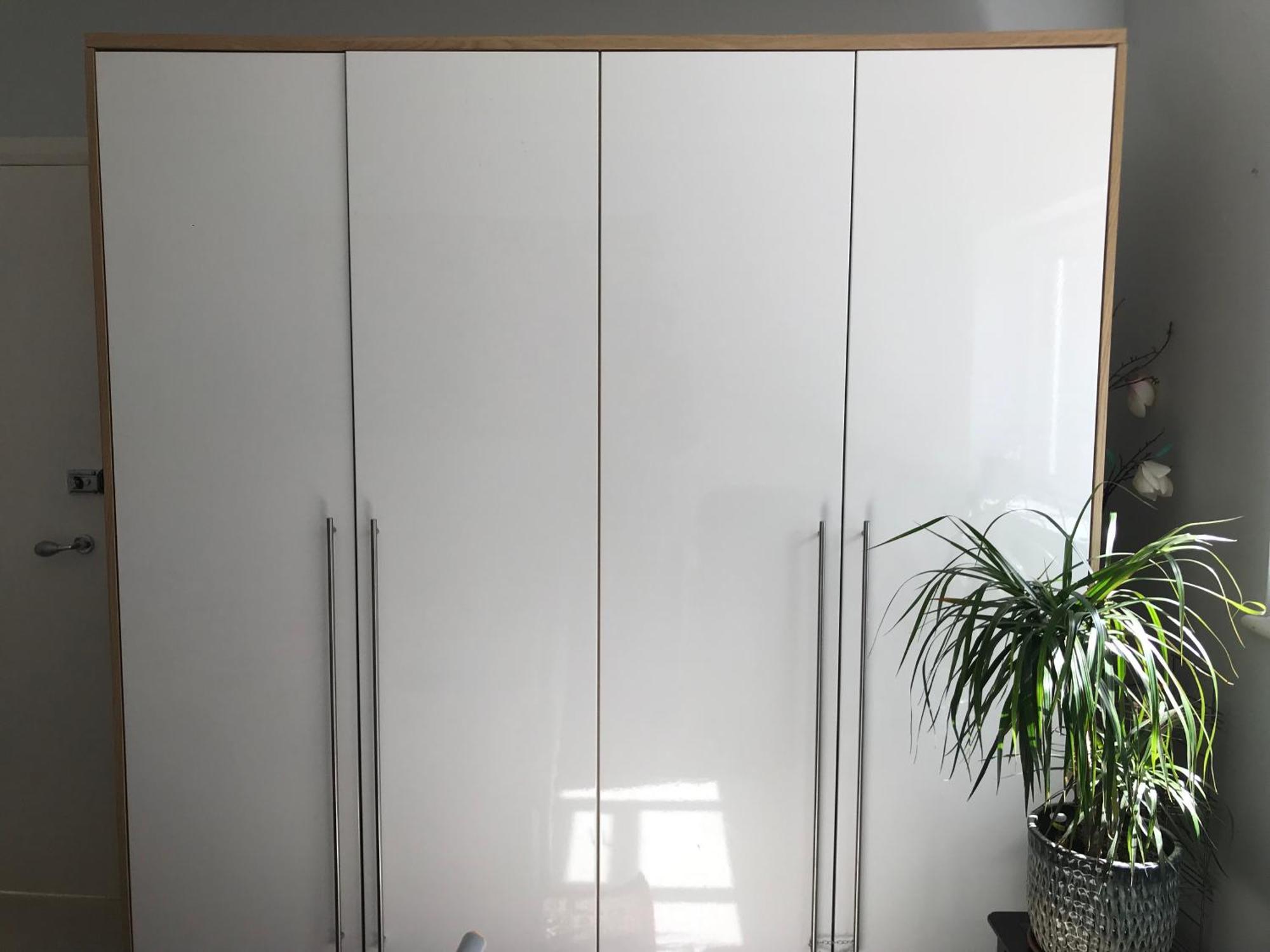 Cozy Double Bedroom In Stunning Bungalow On River Thames - Near Thorpe Park/Royal Holloway University/20Mins From Heathrow Staines-upon-Thames Eksteriør billede